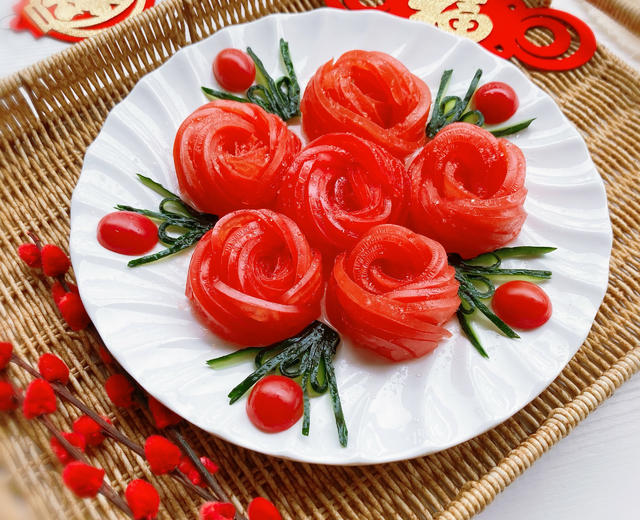 年夜菜之花开富贵~西红柿玫瑰花的做法